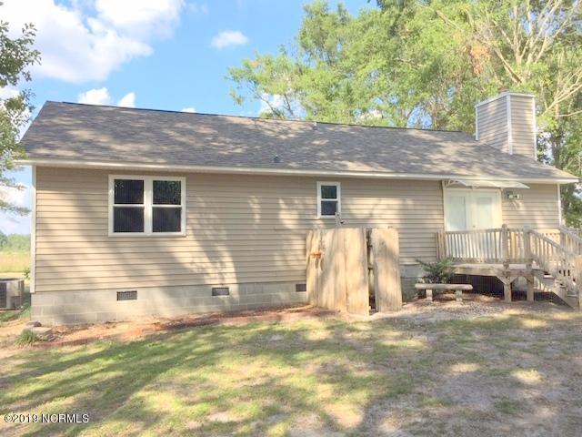 355 Benson Road Northeast Leland, NC 28451 - Photo 5 of 17 355 BENSON RD , LELAND NC (10)