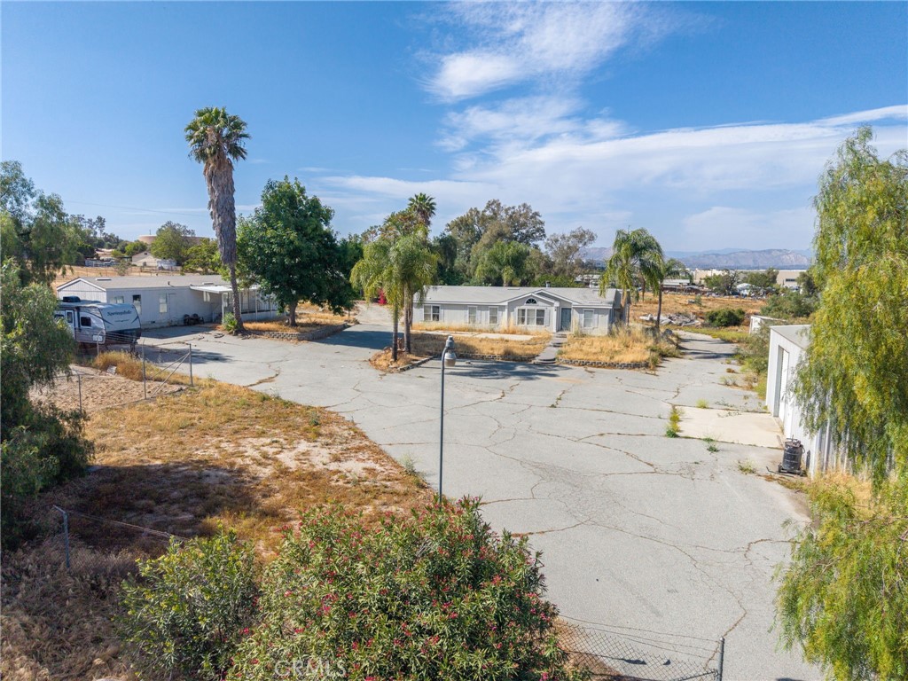 18420 Decker Road Perris, CA 92570 - Photo 13 of 15