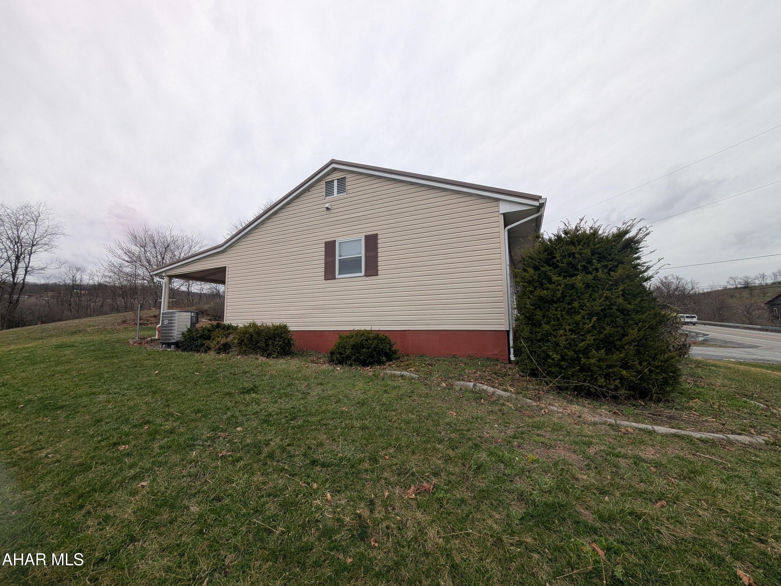 533 Wheeland Road Duncansville, PA 16635 - Photo 2 of 33