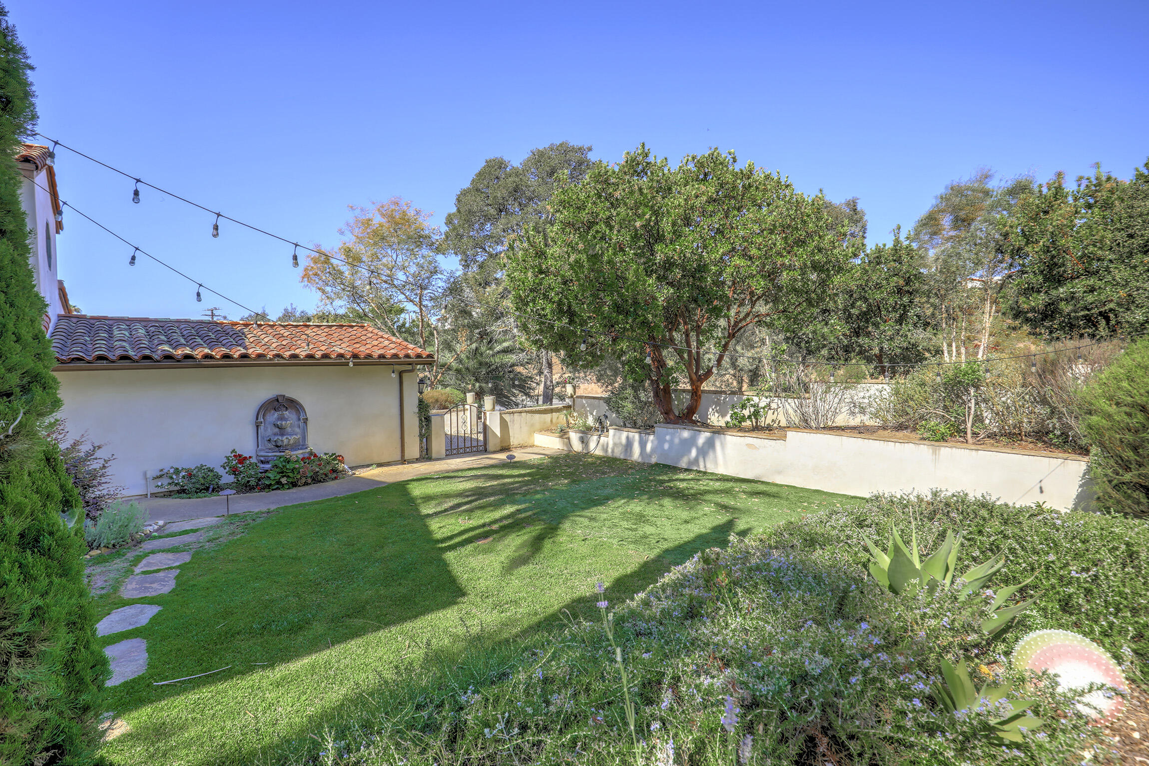 844 Meigs Road Santa Barbara, CA 93109 - Photo 27 of 31 8