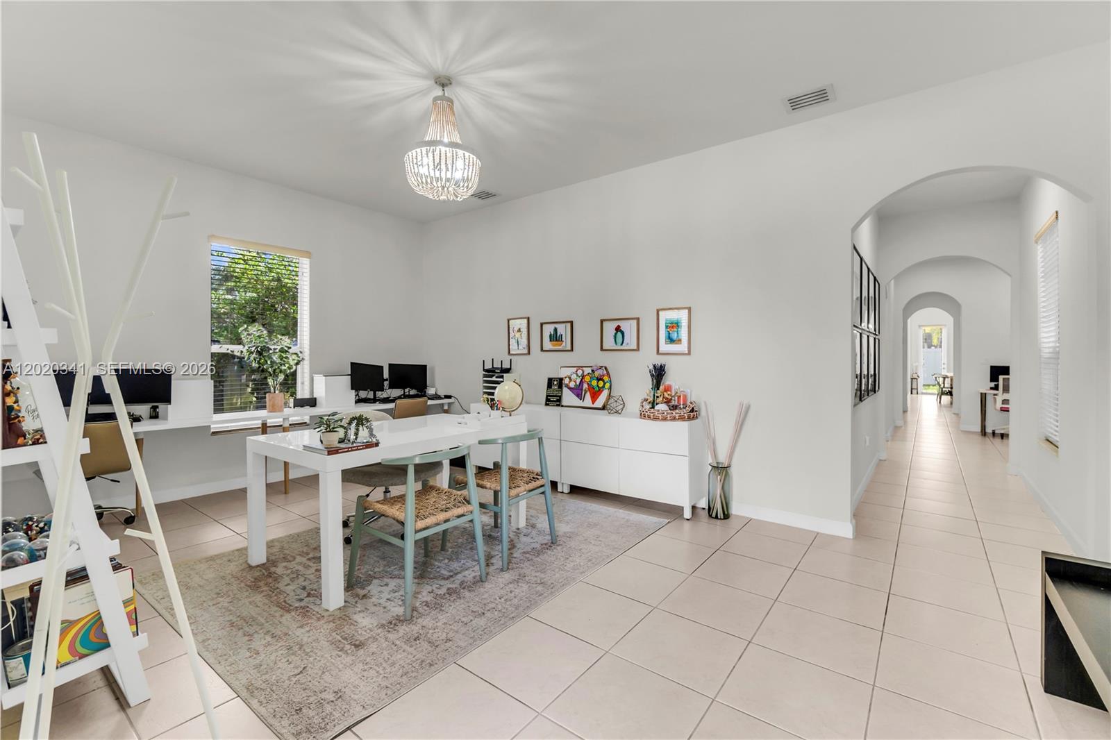 17064 Southwest 90th Way Miami, FL 33196 - Photo 4 of 36