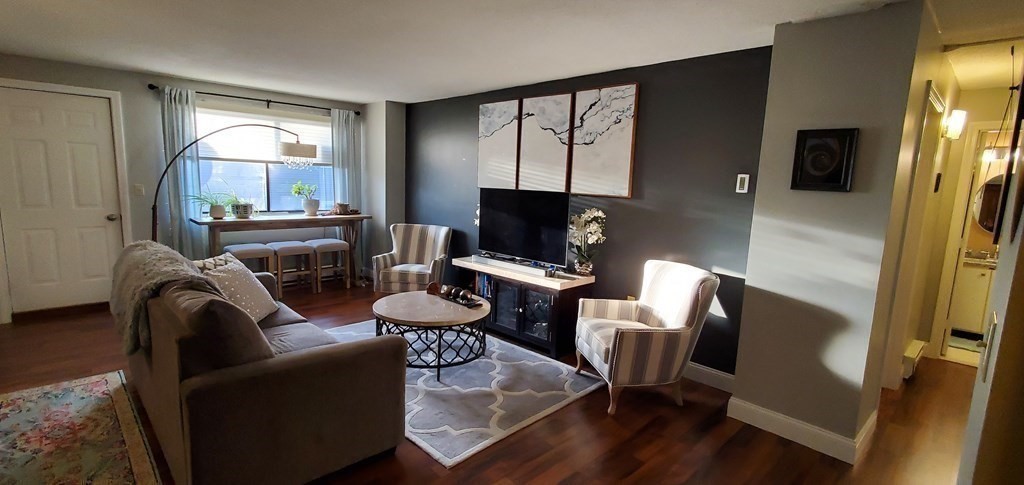 10 Rutledge Street, Unit 2D Worcester, MA 01604 - Photo 4 of 30 Gallery Image 4