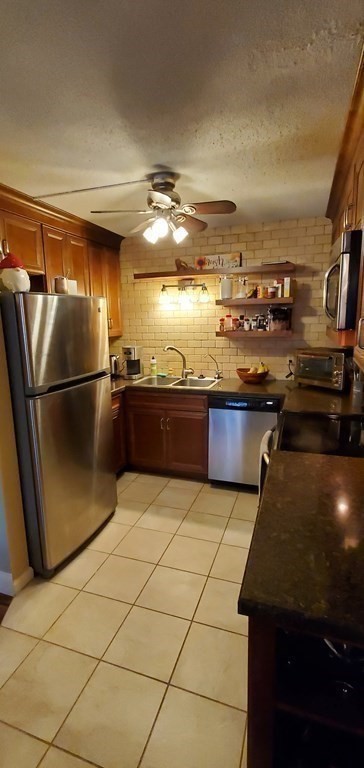 10 Rutledge Street, Unit 2D Worcester, MA 01604 - Photo 7 of 30 Gallery Image 7