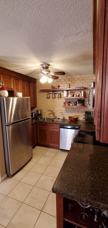 10 Rutledge Street, Unit 2D Worcester, MA 01604 - Photo 8 of 30 Gallery Image 8