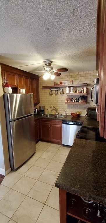 10 Rutledge Street, Unit 2D Worcester, MA 01604 - Photo 10 of 30 Gallery Image 10