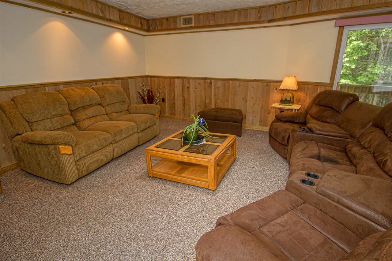17 Willis Road, Unit #1 Wilmington, VT 05363 - Photo 2 of 12 Gallery Image 2