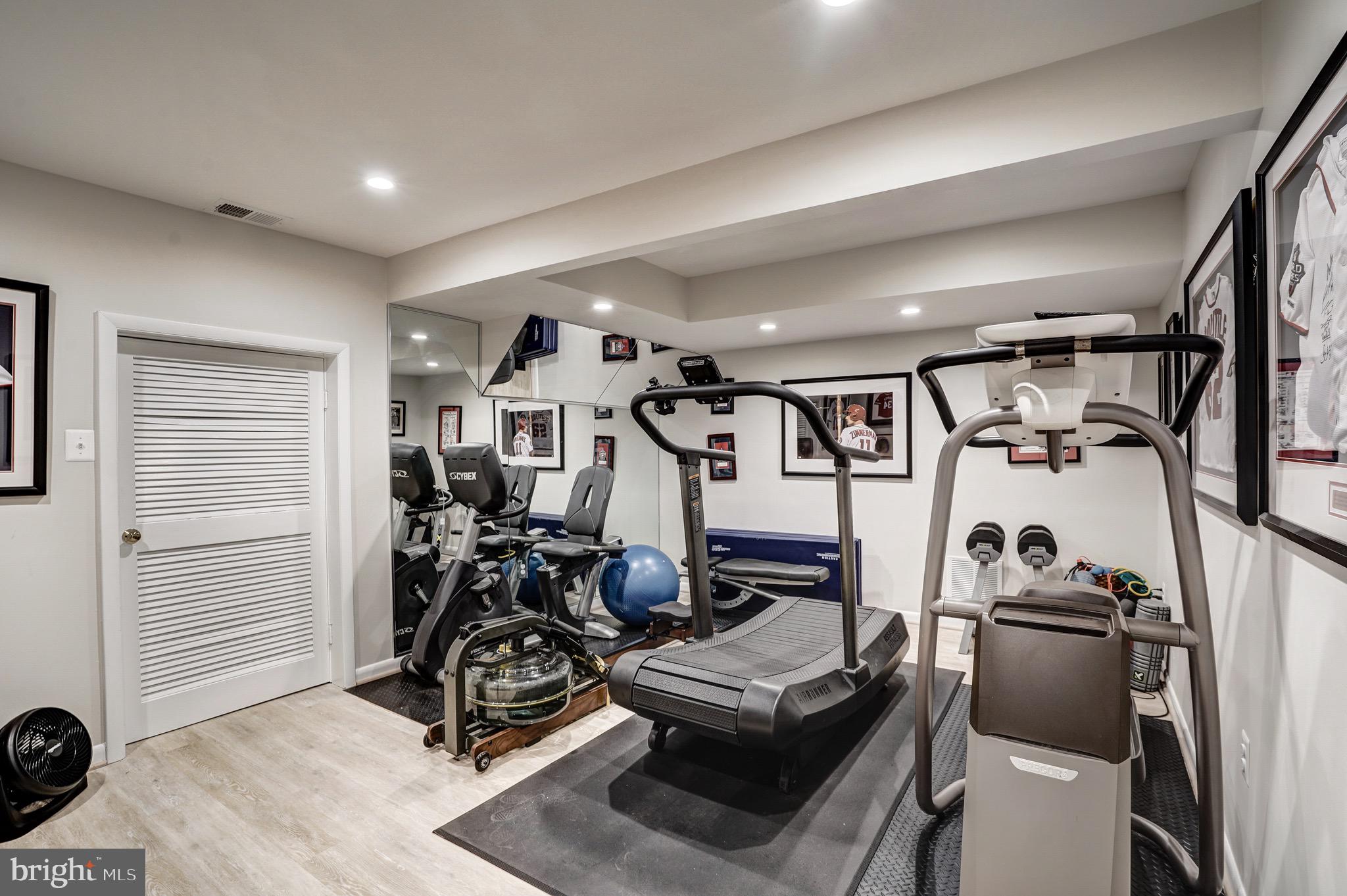 4000 North Ridgeview Road Arlington, VA 22207 - Photo 57 of 67 Gallery Image 57