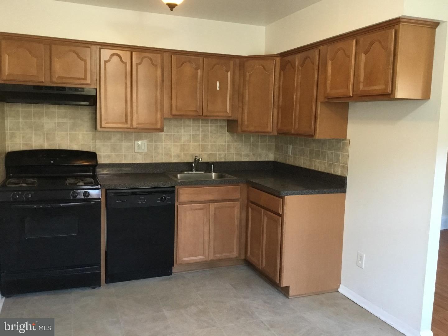 3502 Woodhaven Road Philadelphia, PA 19154 - Photo 9 of 24 Gallery Image 9