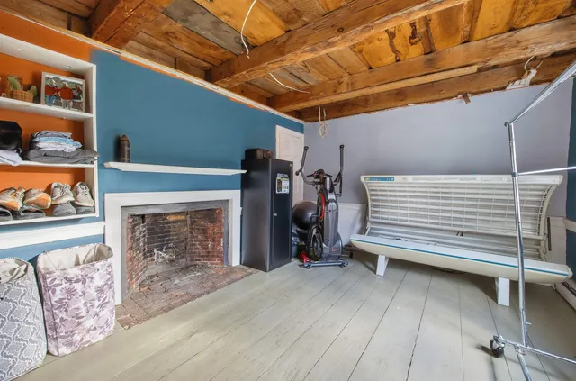 $349,900 | 70 White Mountain Highway, Tamworth, NH 03817