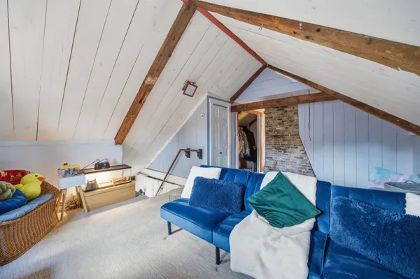 $349,900 | 70 White Mountain Highway, Tamworth, NH 03817