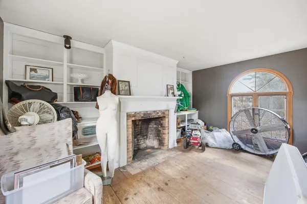 $349,900 | 70 White Mountain Highway, Tamworth, NH 03817