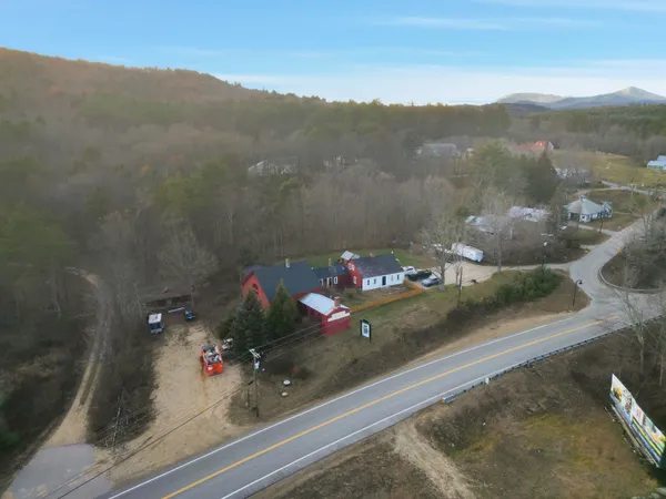 $349,900 | 70 White Mountain Highway, Tamworth, NH 03817