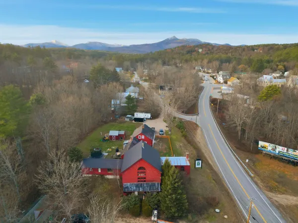 $349,900 | 70 White Mountain Highway, Tamworth, NH 03817