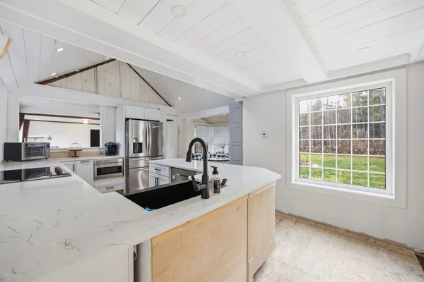 $349,900 | 70 White Mountain Highway, Tamworth, NH 03817