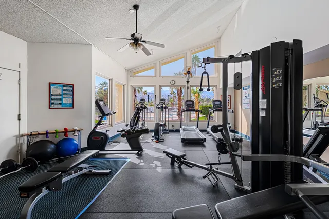 $300,000 | 138 Piccadilly Street, Rancho Mirage, CA 92270