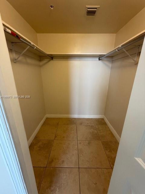 888 Douglas Road, Unit PH11 Coral Gables, FL 33134 - Photo 15 of 31