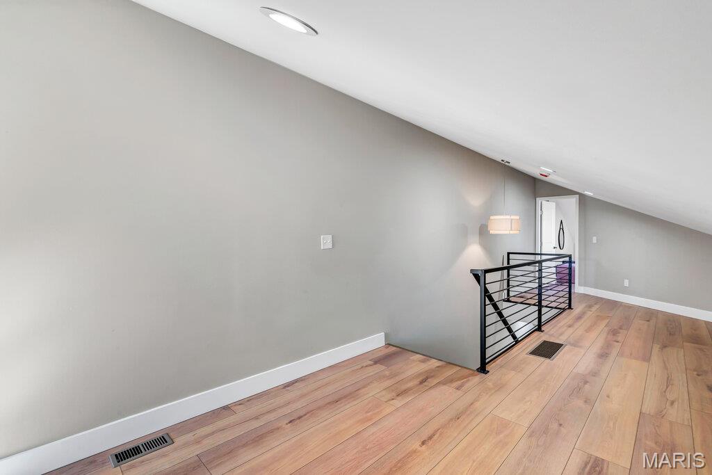 1000 Barton Street St. Louis, MO 63104 - Photo 36 of 49