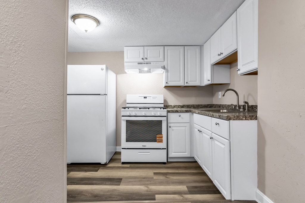 153 Union Street, Unit B Lawrence, MA 01841 - Photo 2 of 13