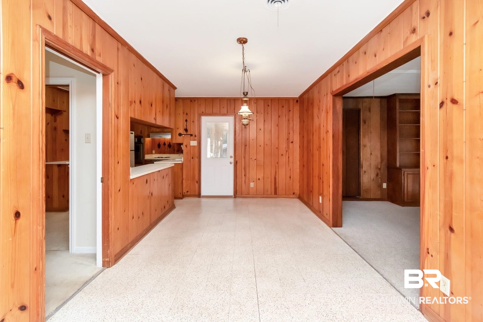 1502 Crestview Drive Mobile, AL 36693 - Photo 15 of 34