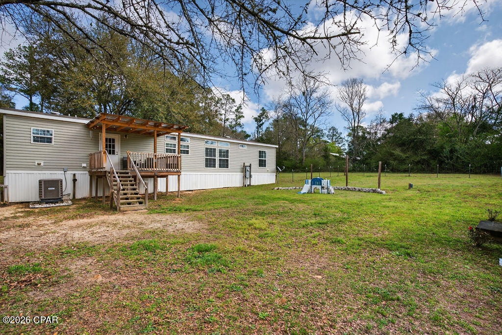 2735 Chipley Street Cottondale, FL 32431 - Photo 33 of 35