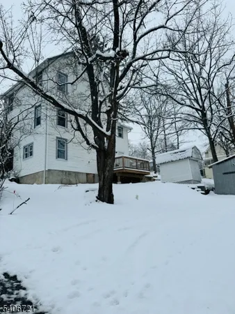 $2,400 | 22 Harrison Street, Sussex, NJ 07461