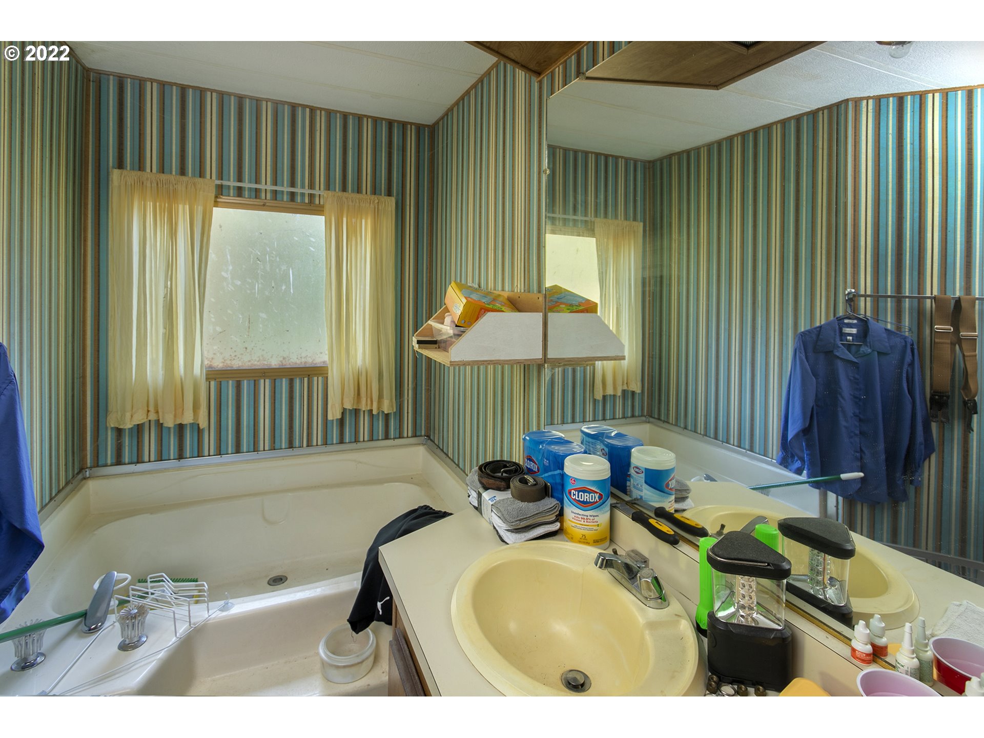 81230 Bear Road Seaside, OR 97138 - Photo 13 of 27 Bathroom