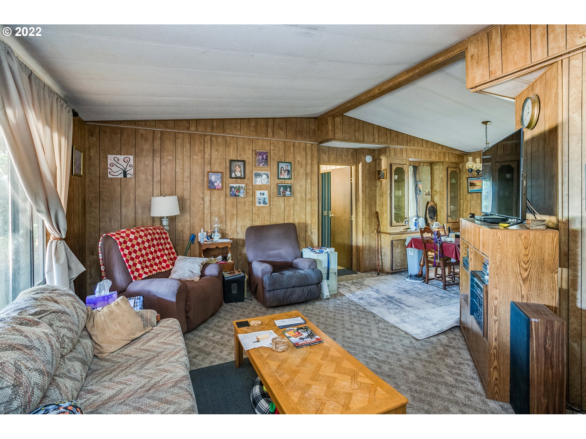 81230 Bear Road Seaside, OR 97138 - Photo 4 of 27 Family Room