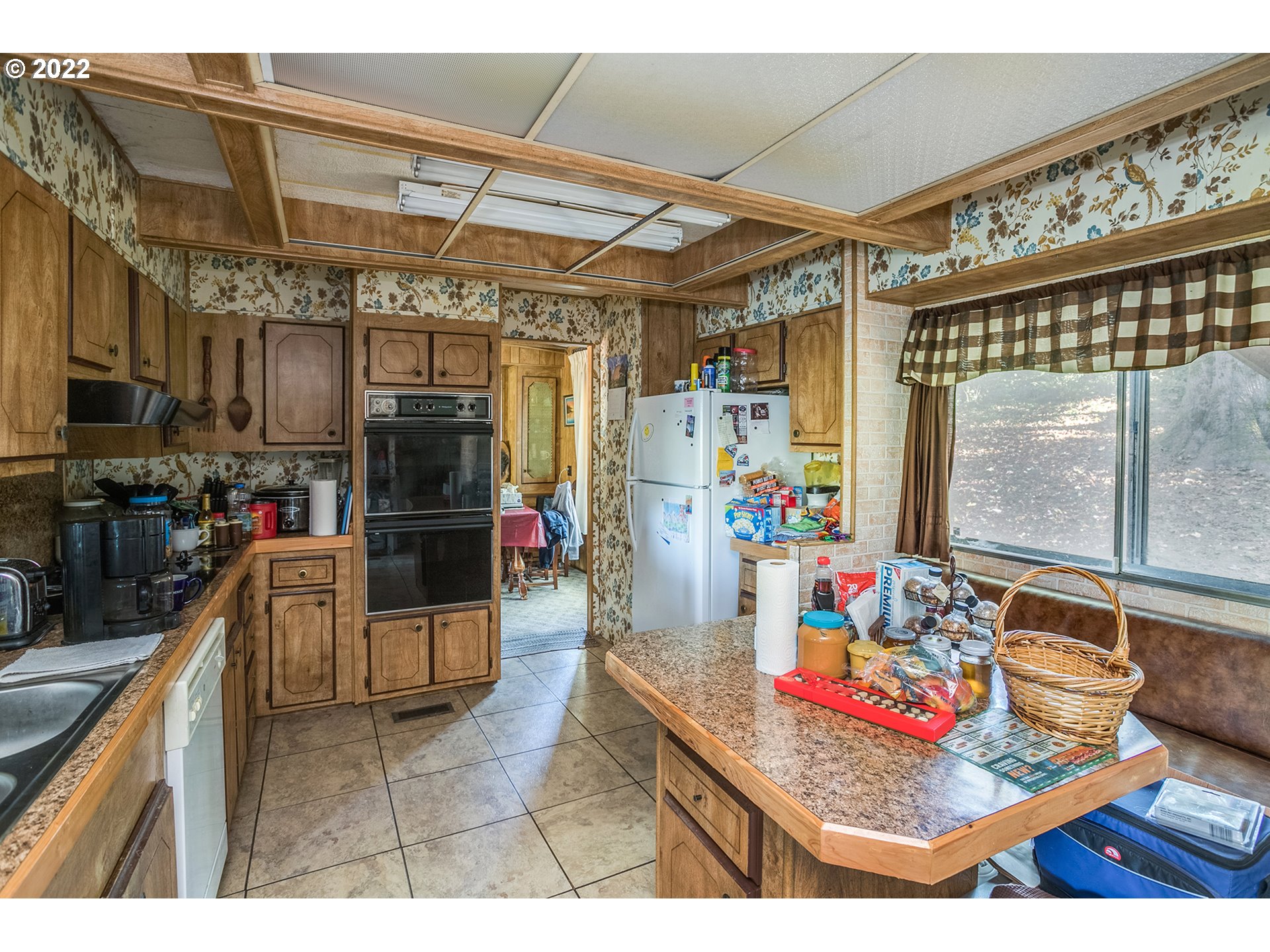 81230 Bear Road Seaside, OR 97138 - Photo 7 of 27 Kitchen