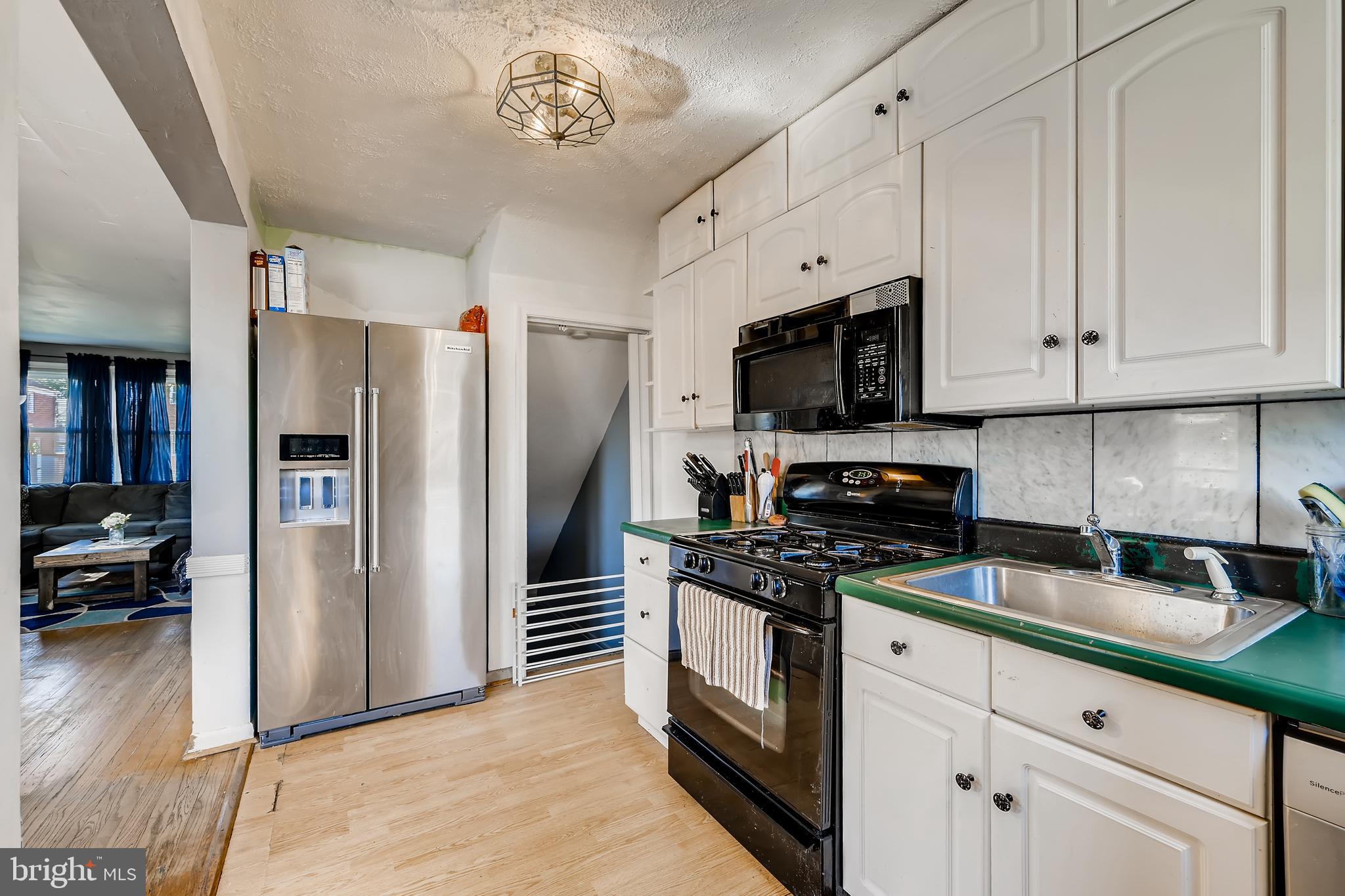 2108 Graythorn Road Baltimore, MD 21220 - Photo 6 of 11