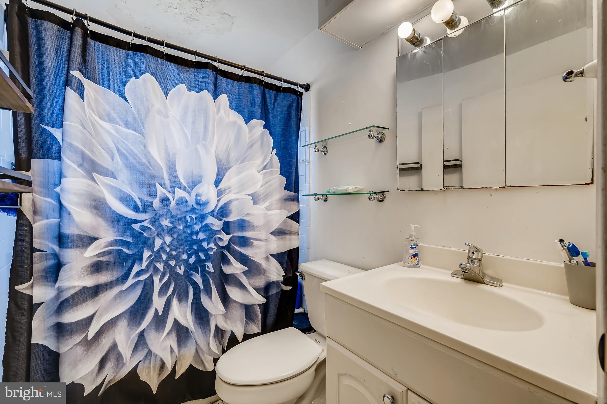 2108 Graythorn Road Baltimore, MD 21220 - Photo 8 of 11