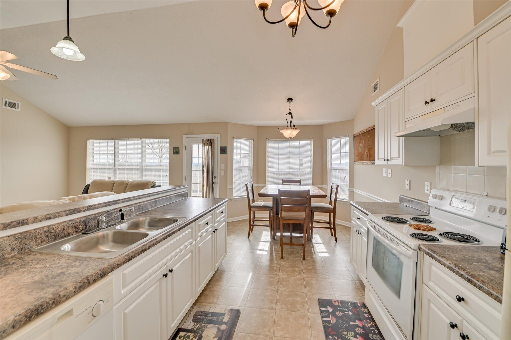 2528 Inverness Drive Hephzibah, GA 30815 - Photo 12 of 31 12-112