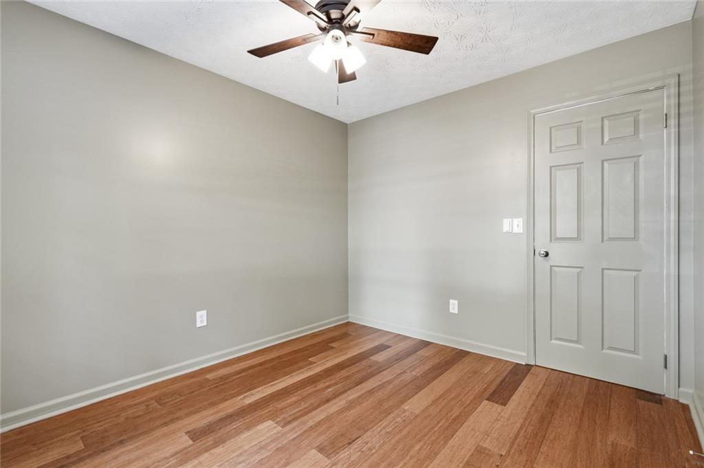 4127 Warren Road Flowery Branch, GA 30542 - Photo 23 of 37