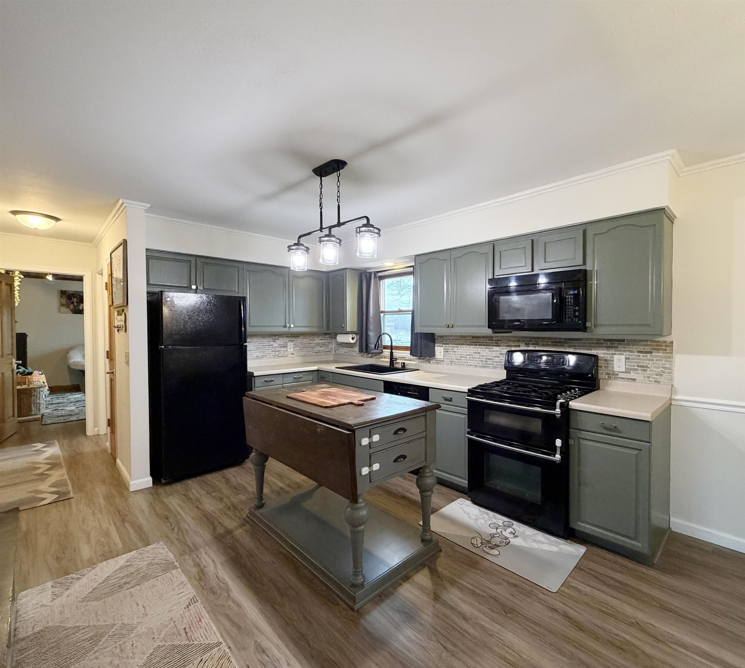 283 Old Pioneer Road Fond du Lac, WI 54935 - Photo 5 of 45