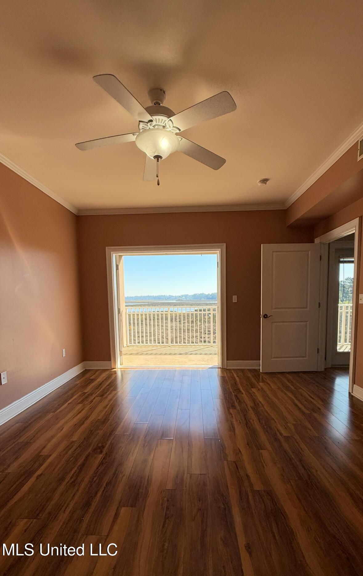 623 Camellia Pointe Boulevard, Unit 623 Ocean Springs, MS 39564 - Photo 11 of 18 IMG_9443