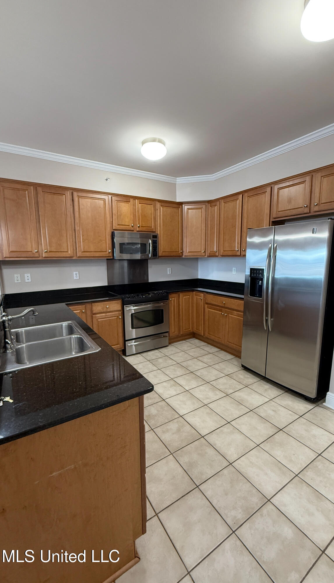 623 Camellia Pointe Boulevard, Unit 623 Ocean Springs, MS 39564 - Photo 15 of 18 IMG_9428