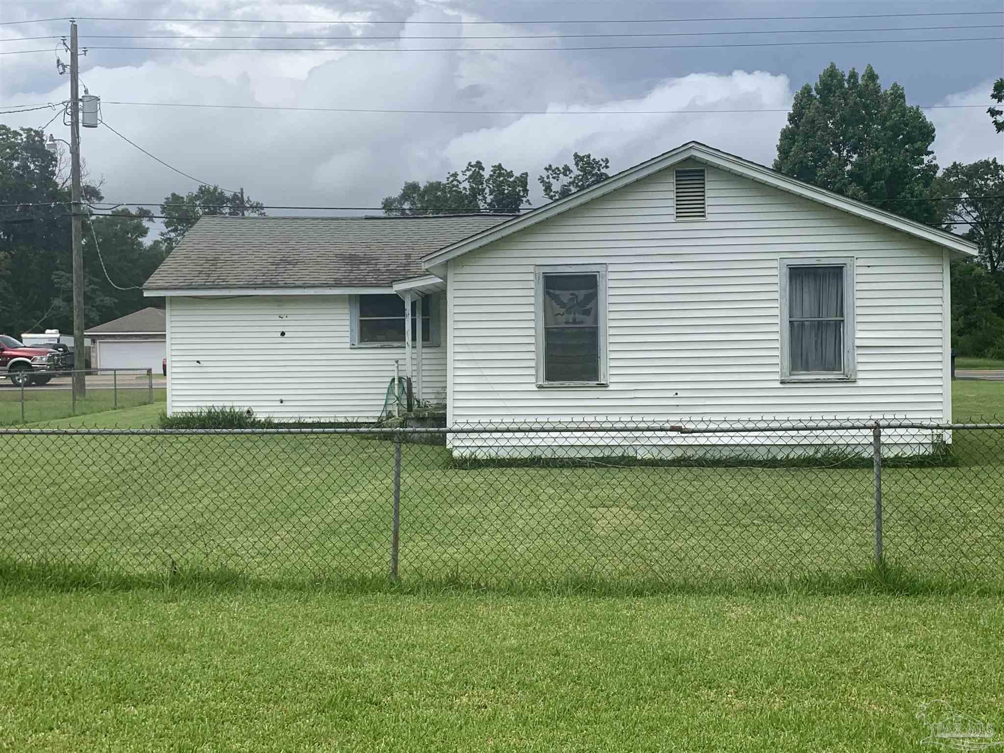 1119 (house) Muscogee Road Cantonment, FL 32533 - Photo 4 of 4