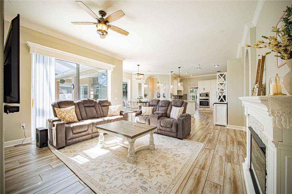 406 Terranova Street Winter Haven, FL 33884 - Photo 16 of 82