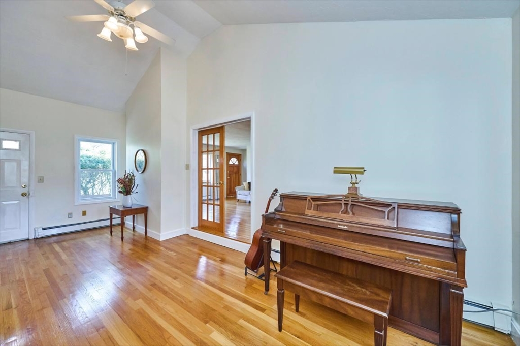 31 Lillian Road Lexington, MA 02420 - Photo 24 of 41