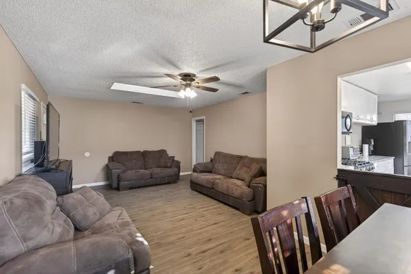 $350,000 | 4465 Hardwick Way, North Highlands, CA 95660