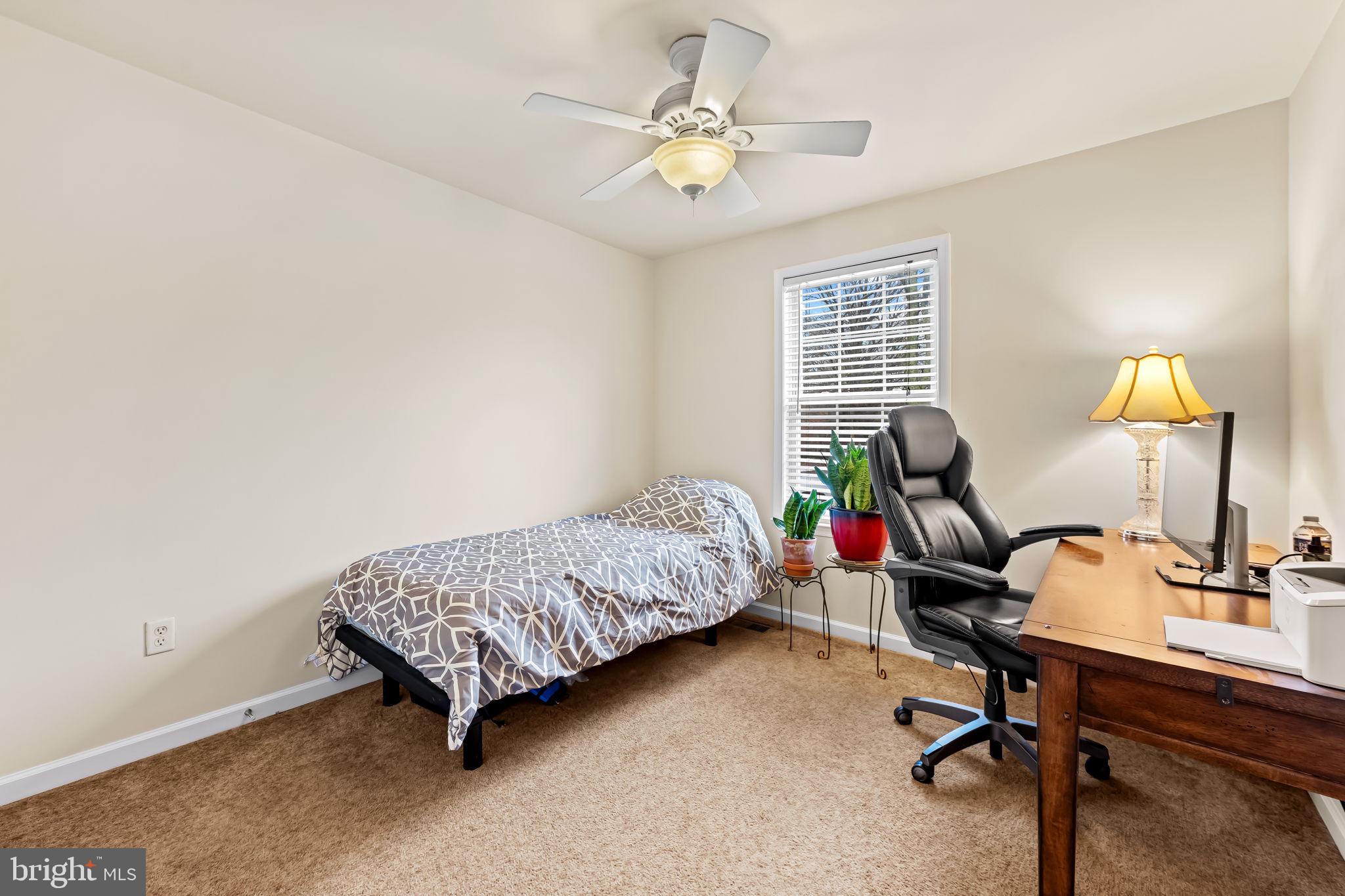 1564 Colony Road Pasadena, MD 21122 - Photo 18 of 40 bedroom 2