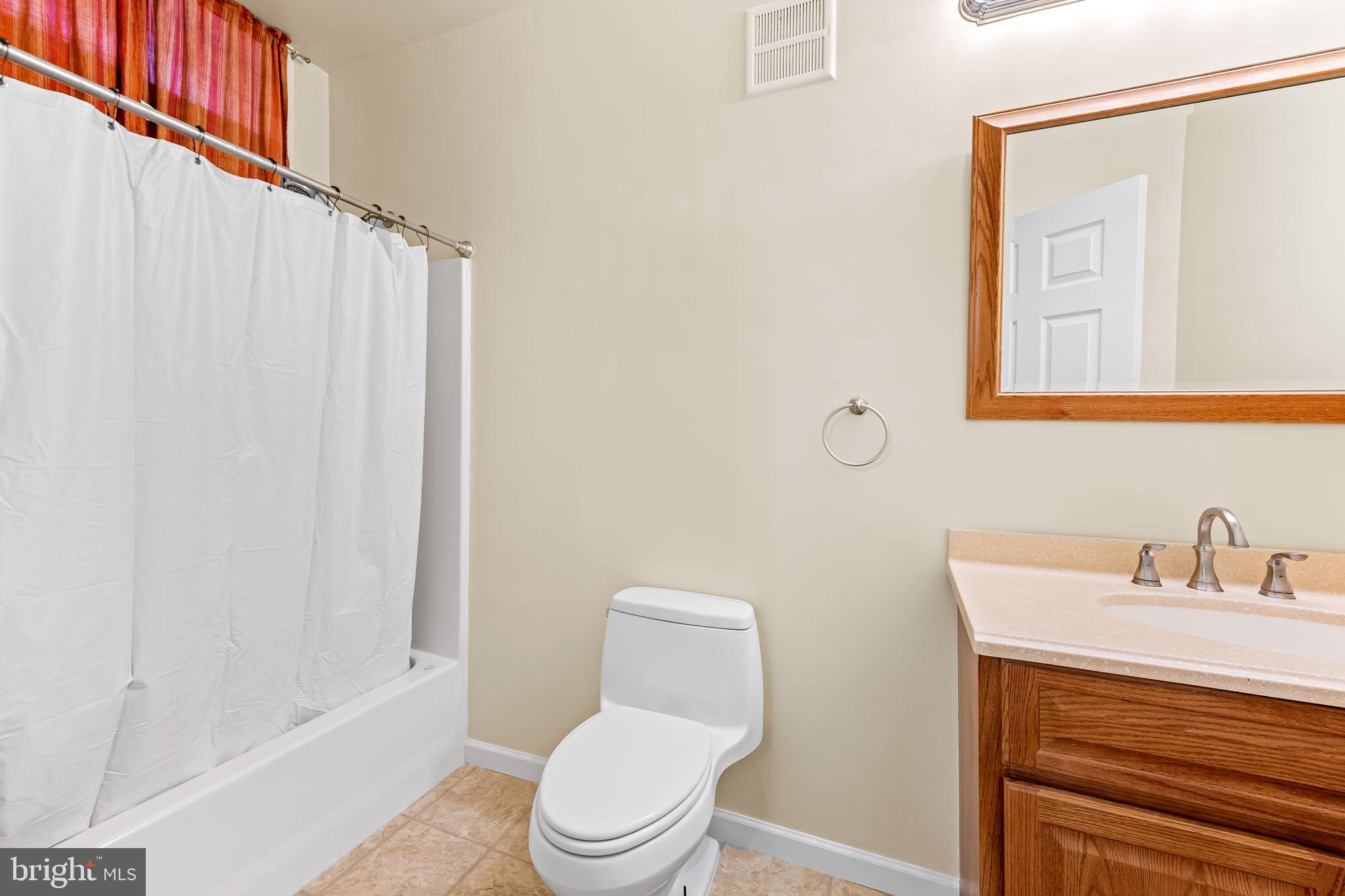 1564 Colony Road Pasadena, MD 21122 - Photo 33 of 40 lower level full bath