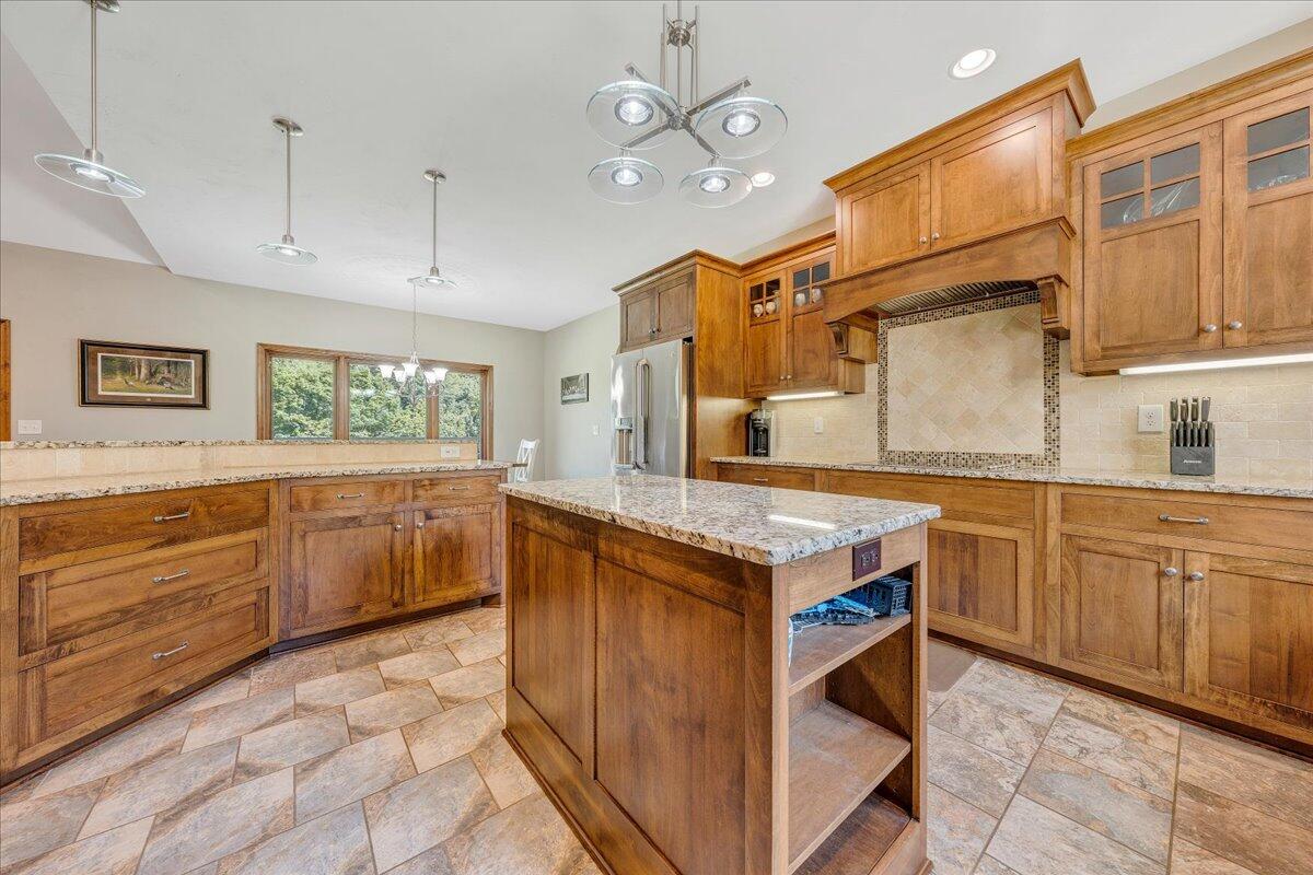 9121 Blacksburg Road Catawba, VA 24070 - Photo 14 of 70 020-MIB00893