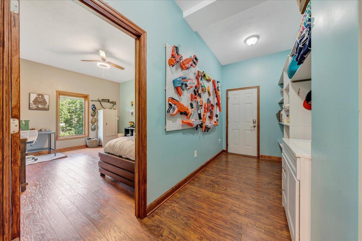 9121 Blacksburg Road Catawba, VA 24070 - Photo 40 of 70 054-MIB00995