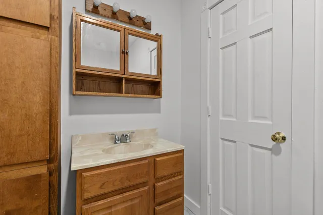 $174,000 | 508 Tayco Street, Menasha, WI 54952