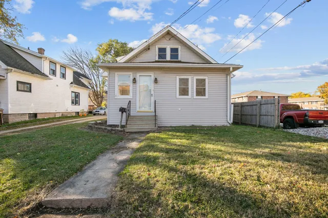 $174,000 | 508 Tayco Street, Menasha, WI 54952