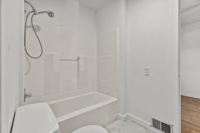 $174,000 | 508 Tayco Street, Menasha, WI 54952