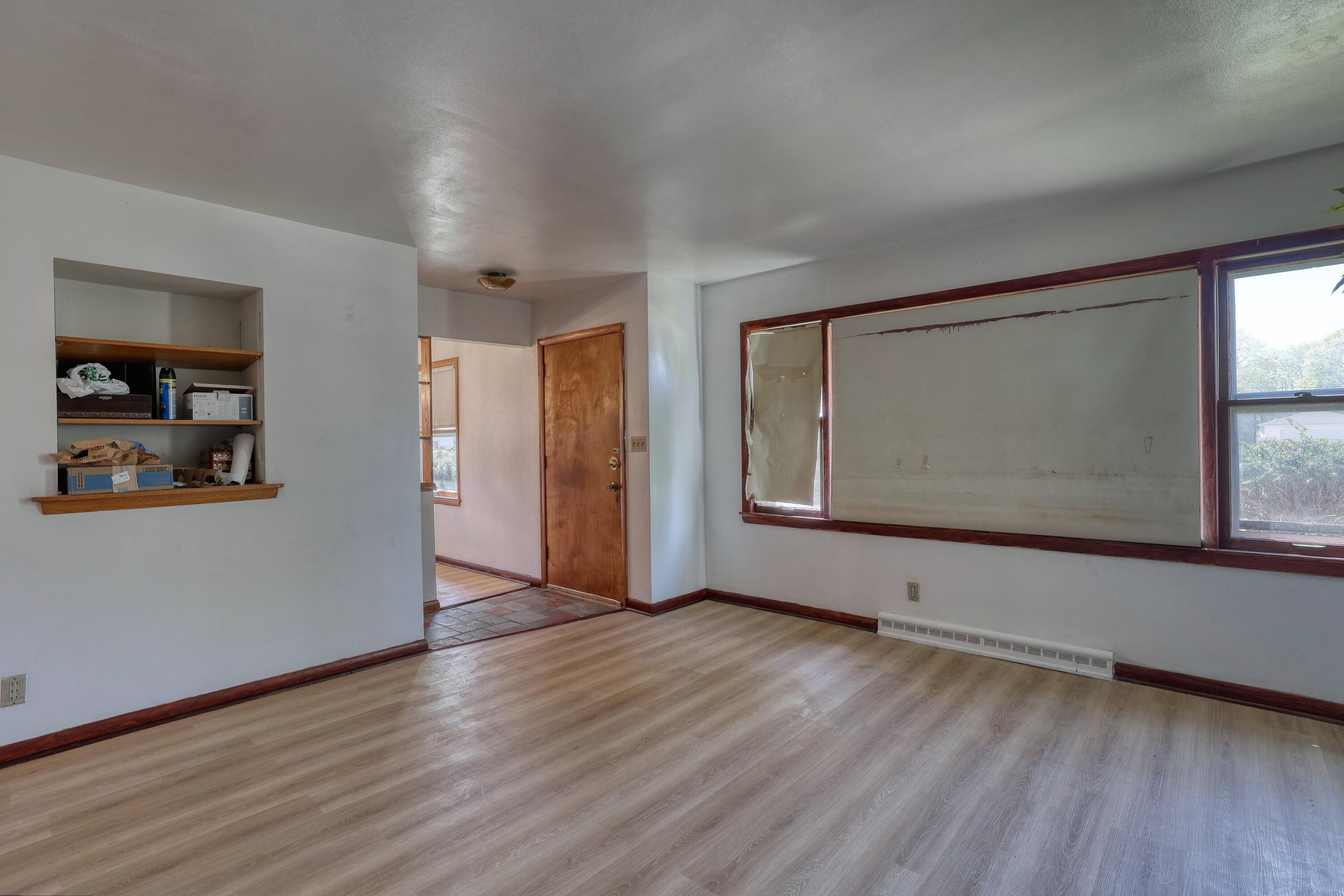 4540 North 71st Street Milwaukee, WI 53218 - Photo 7 of 23 6