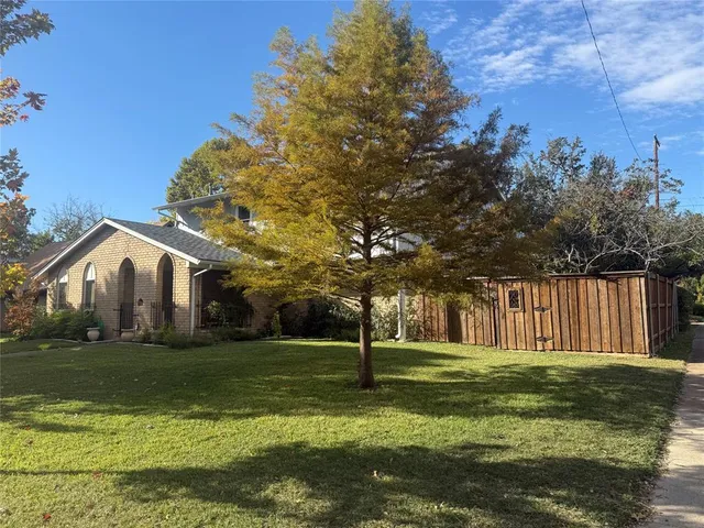 $579,900 | 500 South Cottonwood Drive, Richardson, TX 75080