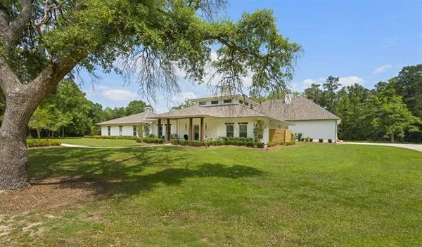 $1,748,000 | 45240 North Coburn Road, Hammond, LA 70401