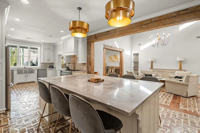 $1,798,000 | 45240 North Coburn Road, Hammond, LA 70401